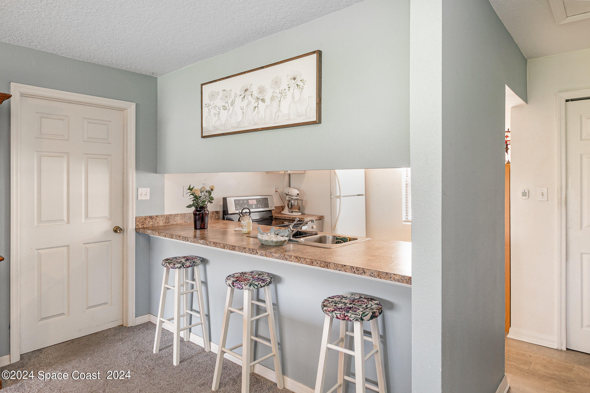 2727 North Wickham Road, Unit 2014 Melbourne, FL 32935 - Photo 9 of 23 008_i77a4576-edit