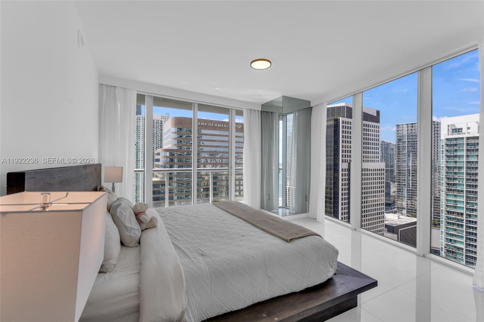 495 Brickell Avenue, Unit 3511 Miami, FL 33131 - Photo 16 of 45