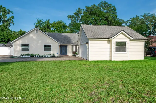 $545,000 | 11515 Sedgemoore Drive East, Jacksonville, FL 32223