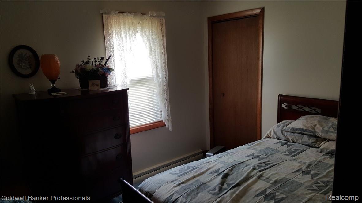 4991 North Hubbard Lake Road Spruce, MI 48762 - Photo 8 of 21 20151023_105435.jpg