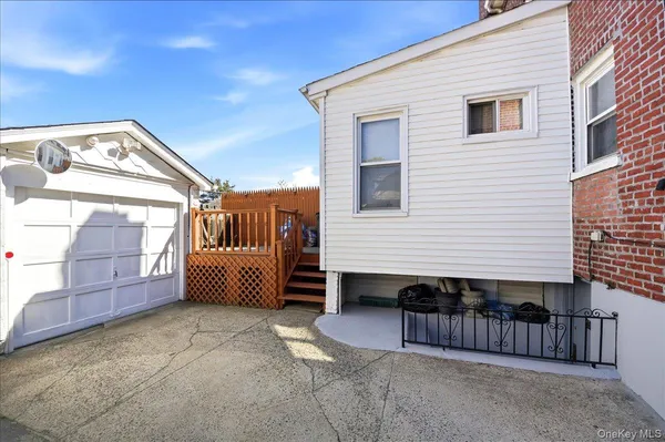 $699,000 | 2734 Pearsall Avenue | Laconia