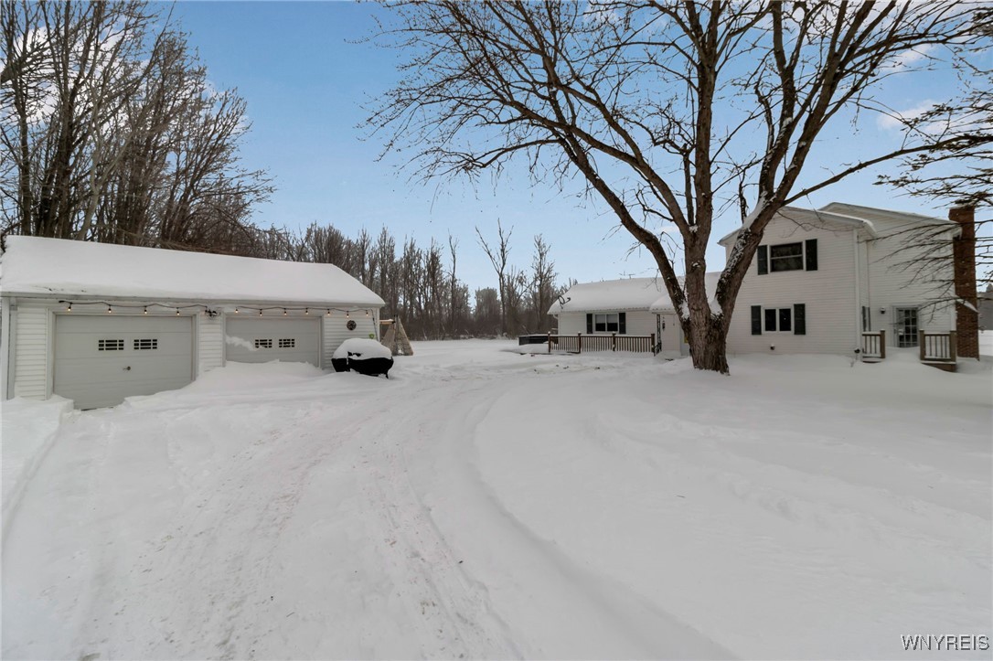 5773 Fisk Road Pendleton, NY 14094 - Photo 5 of 46