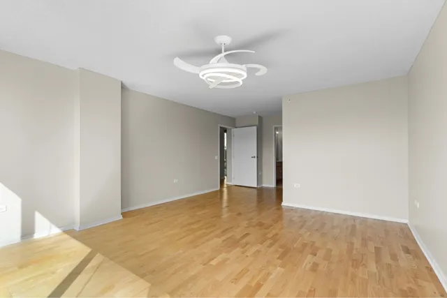 $3,350 | 9715 Woods Drive, Unit 510, Skokie, IL 60077