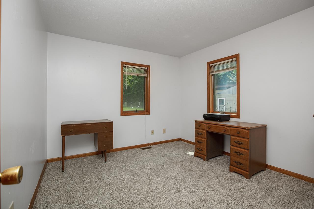 55804 Ash Road Osceola, IN 46561 - Photo 11 of 32