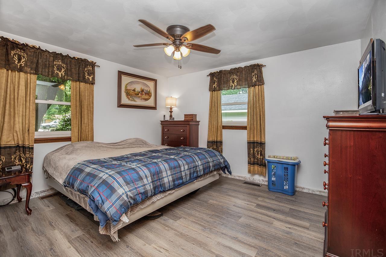 55804 Ash Road Osceola, IN 46561 - Photo 9 of 32