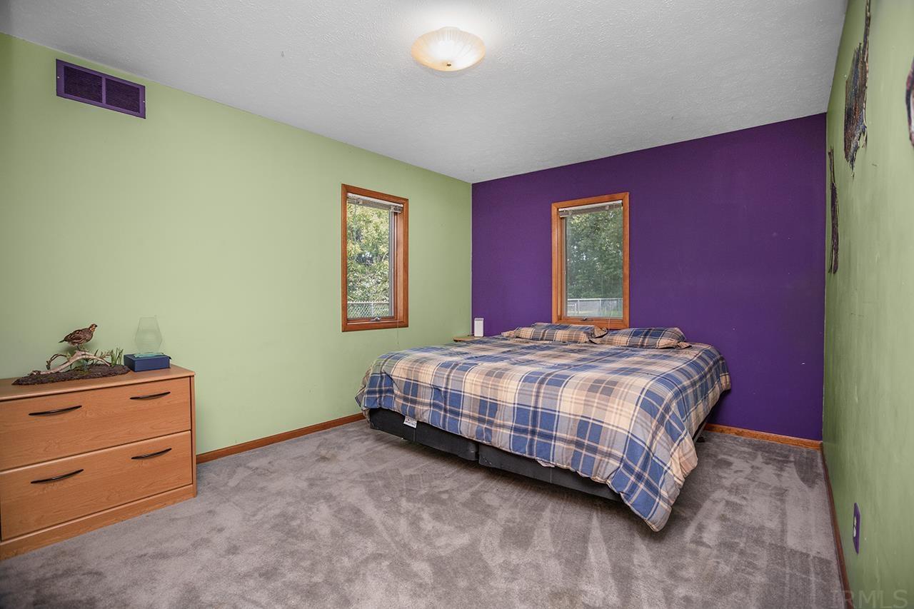 55804 Ash Road Osceola, IN 46561 - Photo 10 of 32