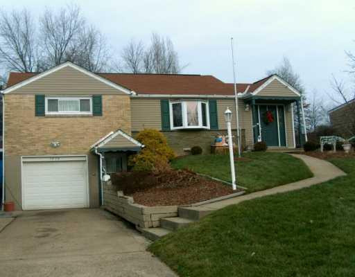 7820 Roderick Drive Pittsburgh, PA 15237 - Photo 1 of 8 Exterior Front.