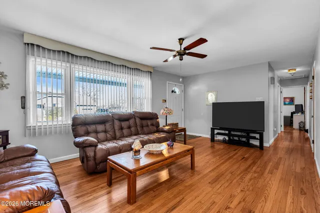 $450,000 | 20 Fairwood Drive, Bayville, NJ 08721