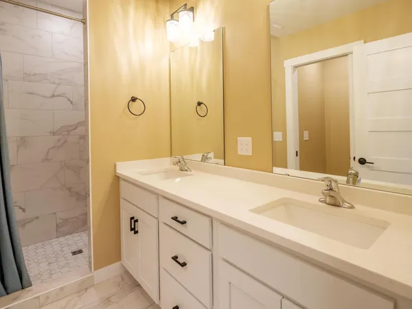 $521,000 | 2415 Elk Run Dr Pine Island Southeast, Pine Island, MN 55963