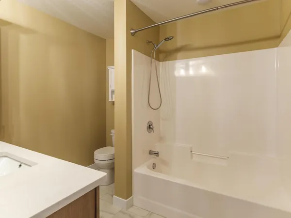 $521,000 | 2415 Elk Run Dr Pine Island Southeast, Pine Island, MN 55963