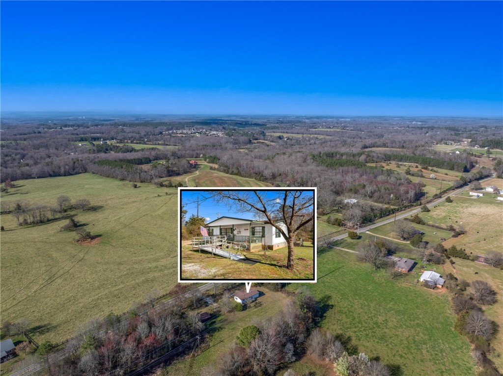 389 Snow Creek Road Seneca, SC 29678 - Photo 10 of 17