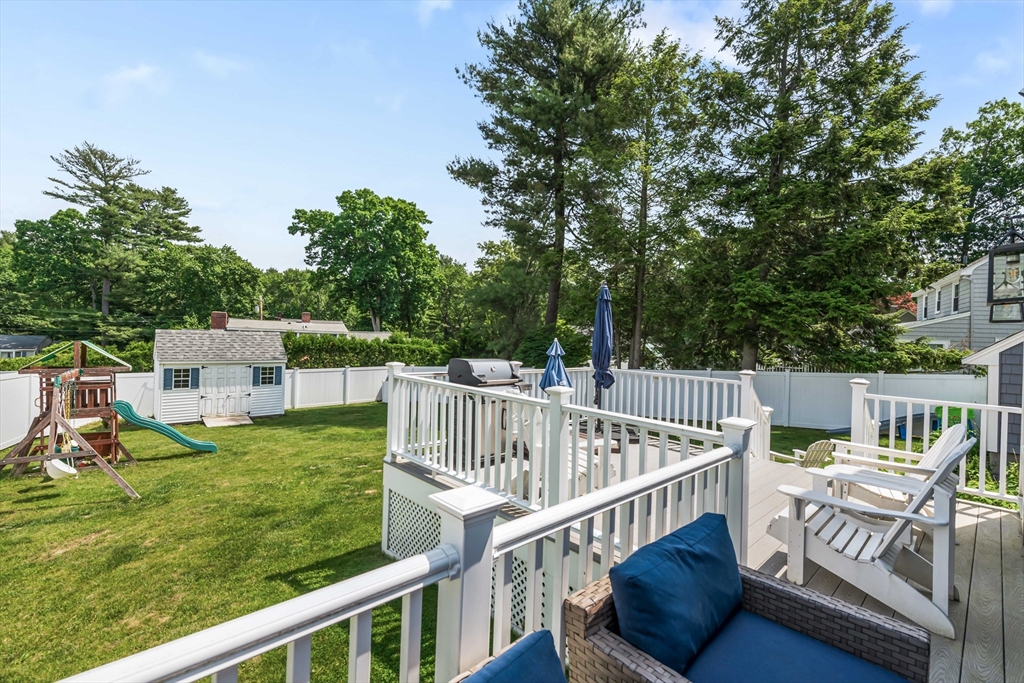 22 Homestead Road Lynnfield, MA 01940 - Photo 25 of 30