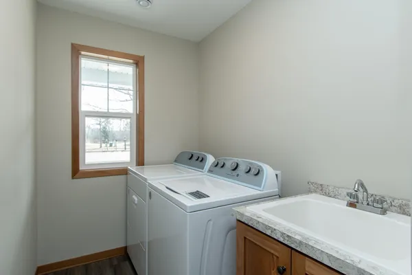 $299,900 | 1078 Holton Avenue, Brainerd, MN 56401