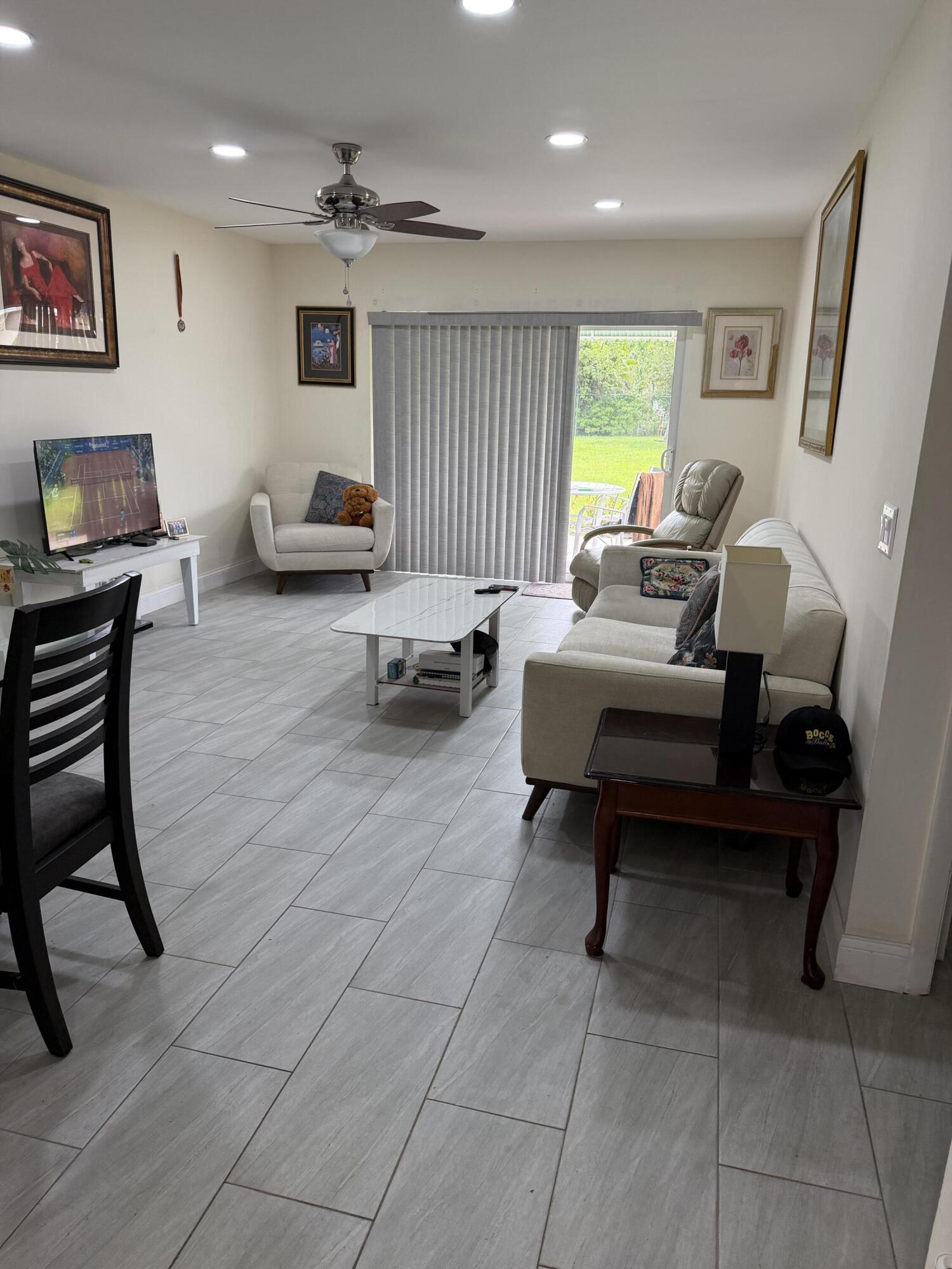 20867 Wendall Terrace Boca Raton, FL 33433 - Photo 5 of 12 IMG_0545