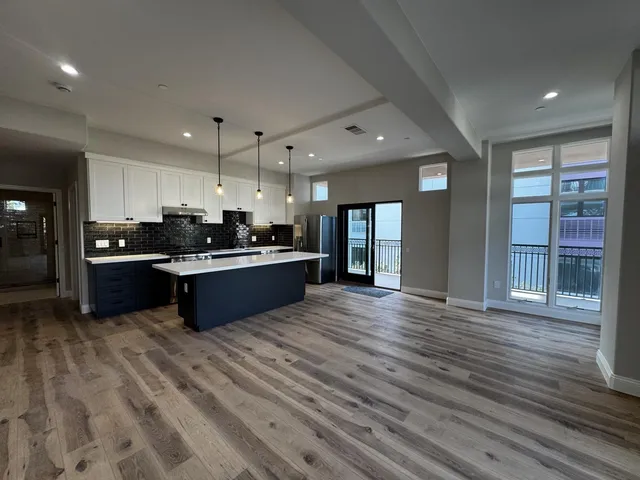 $1,805,000 | 200 Sheridan Avenue, Unit 305, Palo Alto, CA 94306