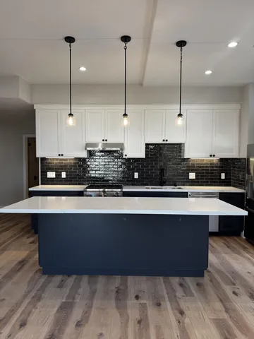 $1,805,000 | 200 Sheridan Avenue, Unit 305, Palo Alto, CA 94306