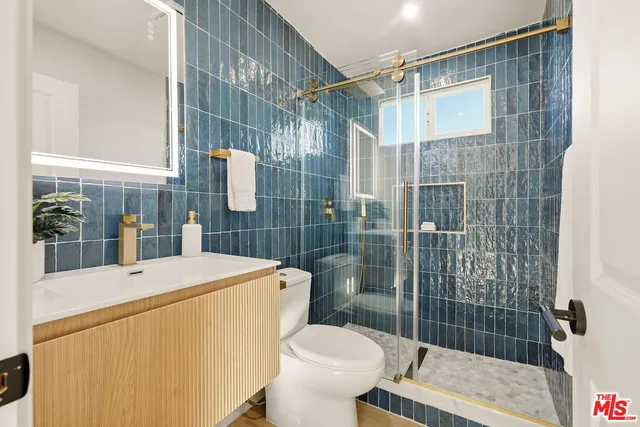 $989,000 | 10521 Cedros Avenue, Mission Hills, CA 91345