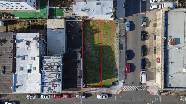 $429,777 | 793 Broadway, Bayonne, NJ 07002