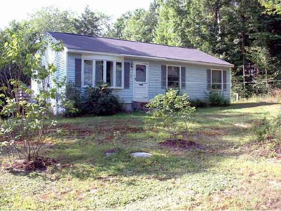 6 Dodge Cross Road Farmington, NH 03835 - Photo 1 of 2