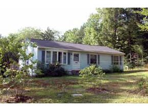 6 Dodge Cross Road Farmington, NH 03835 - Photo 2 of 2