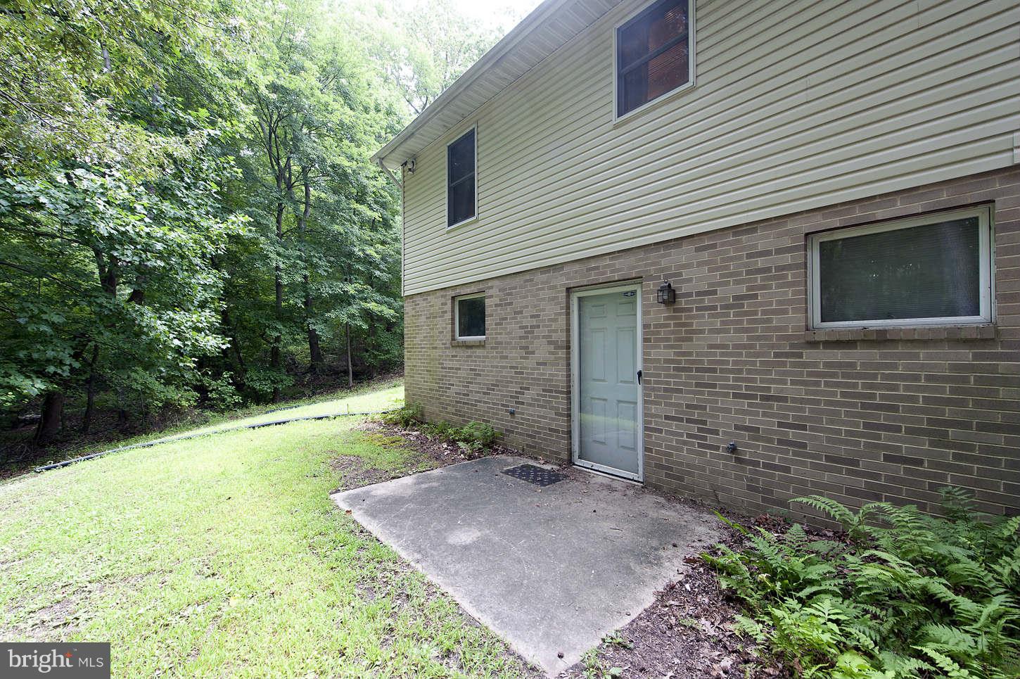 9601 Dangerfield Road Clinton, MD 20735 - Photo 29 of 29 Exterior (Rear)