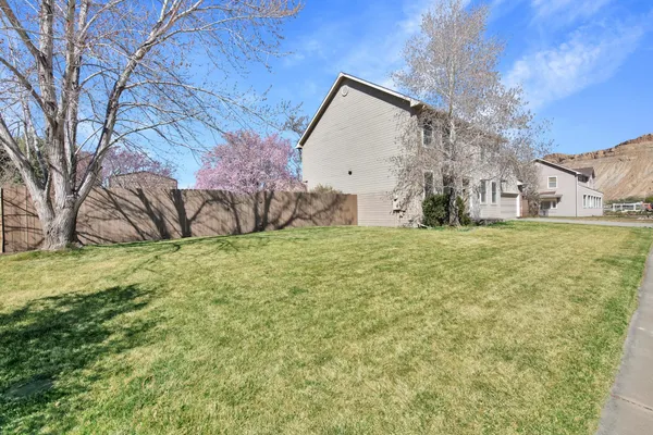 $698,888 | 810 Elberta Avenue, Palisade, CO 81526