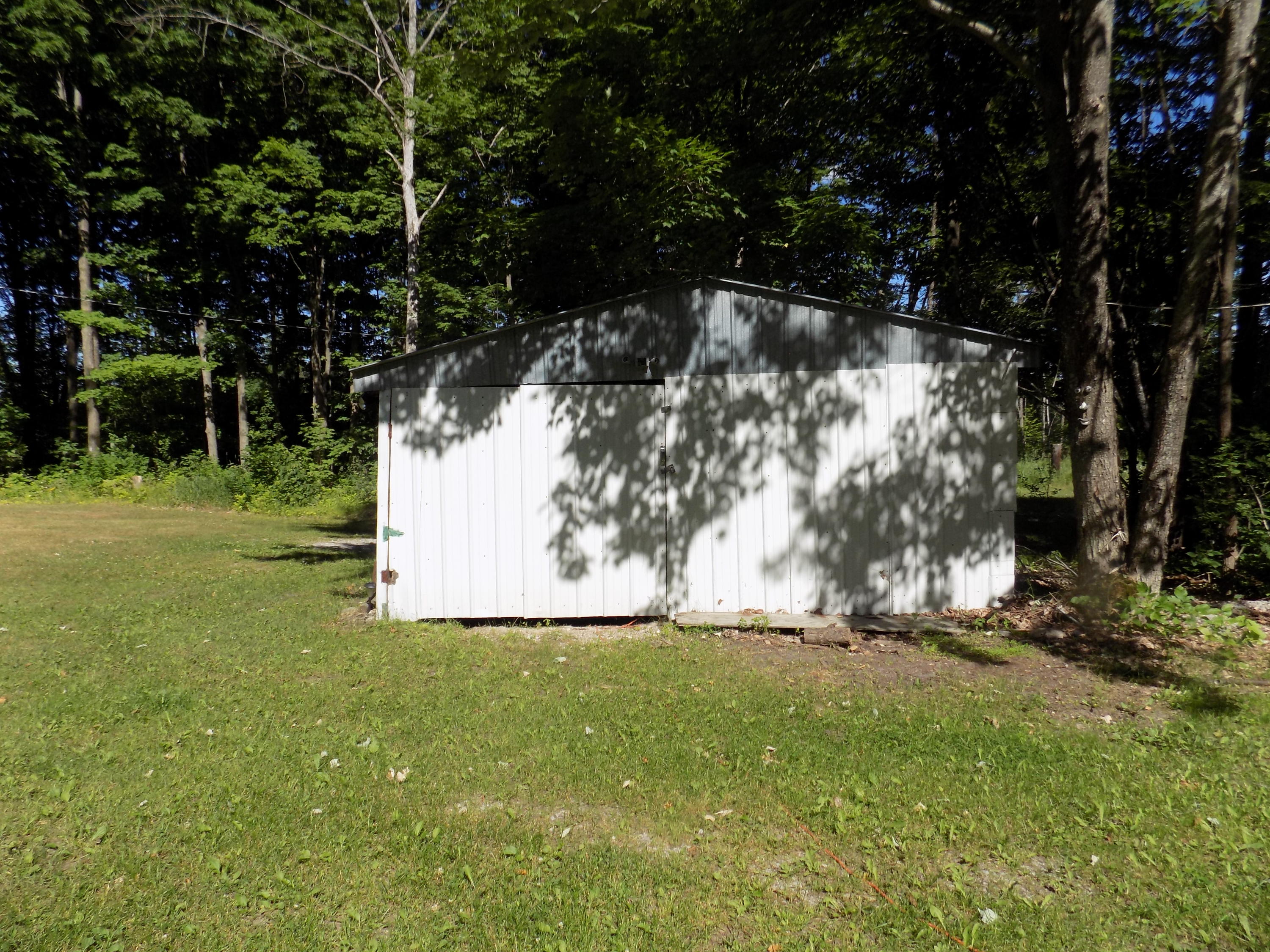 18460 Shields Road Hillman, MI 49746 - Photo 18 of 24 Gallery Image 18
