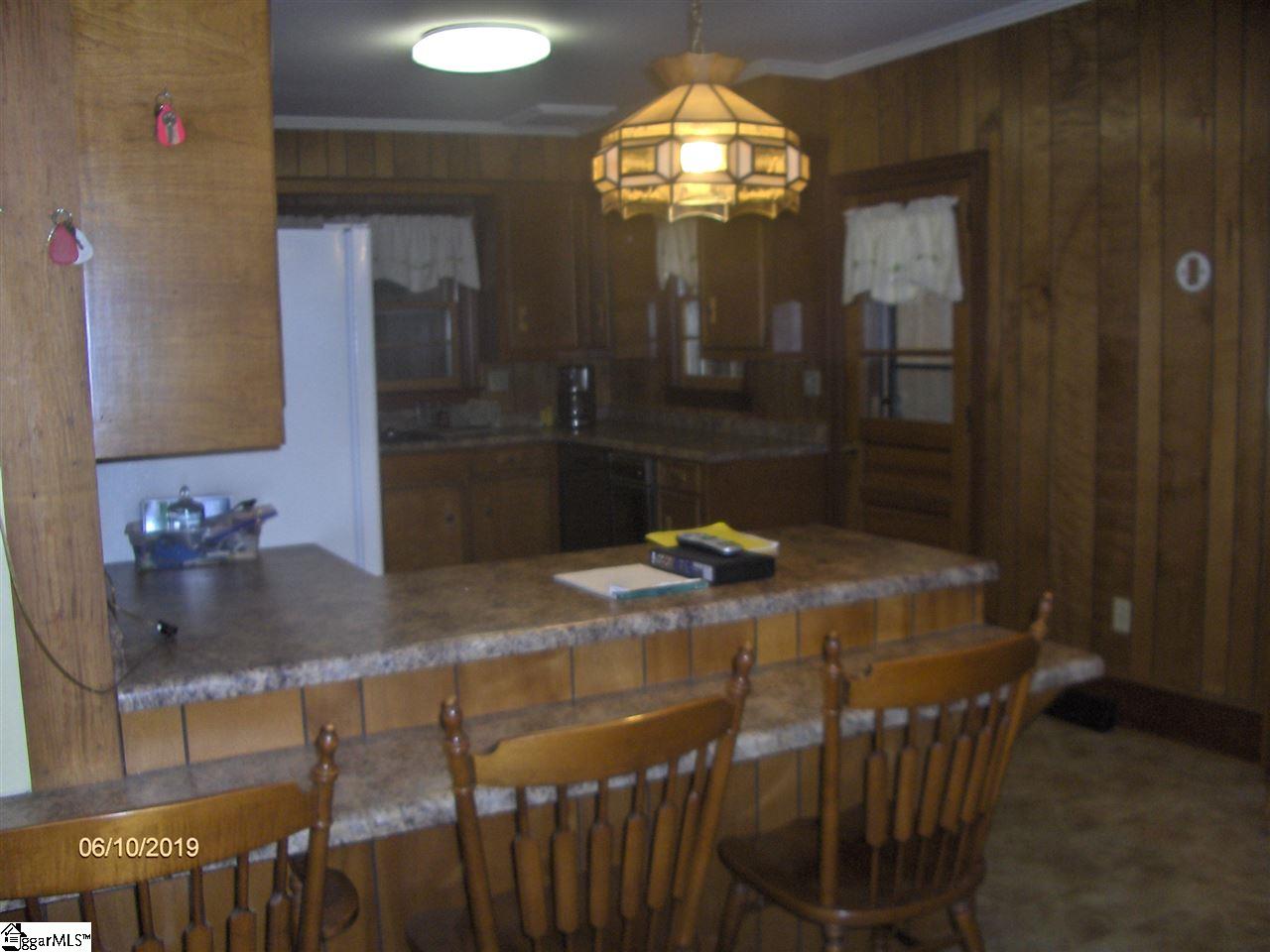 926 Johnson Road Easley, SC 29642 - Photo 4 of 21