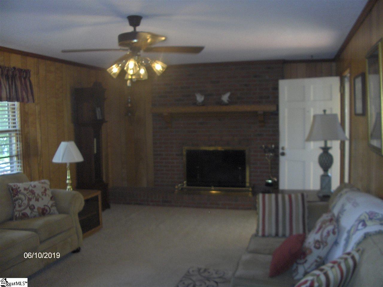 926 Johnson Road Easley, SC 29642 - Photo 6 of 21