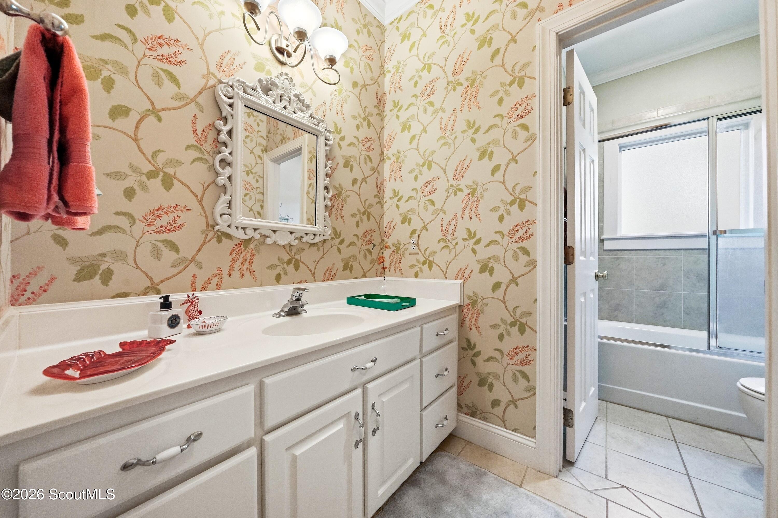365 Major Wright Road St. Simons Island, GA 31522 - Photo 22 of 73 bath for bedroom 2 & 3