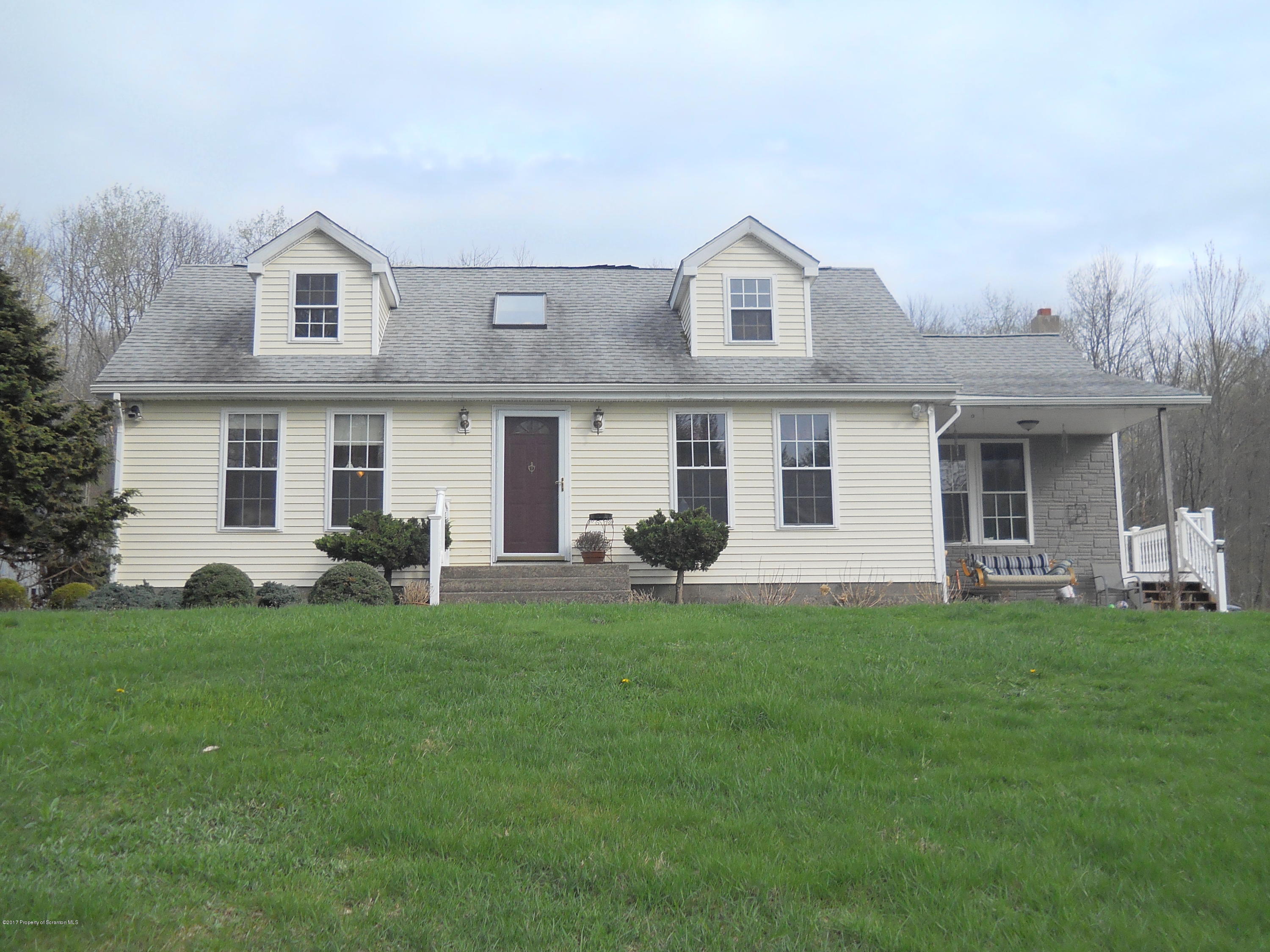 907 Highland Road Dalton, PA 18414 - Photo 1 of 25 Gallery Image 1