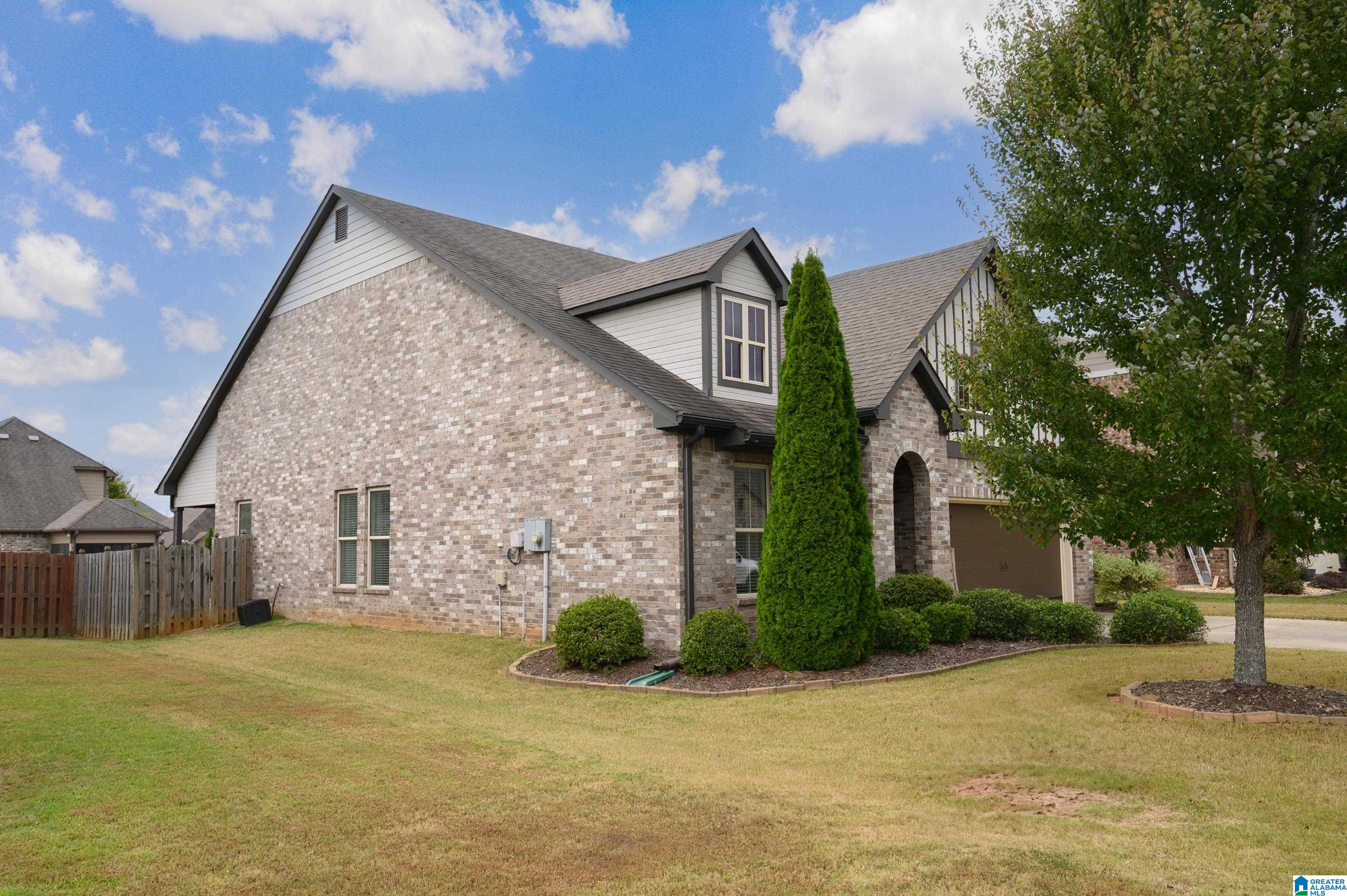 731 Crider Road Alabaster, AL 35114 - Photo 2 of 51