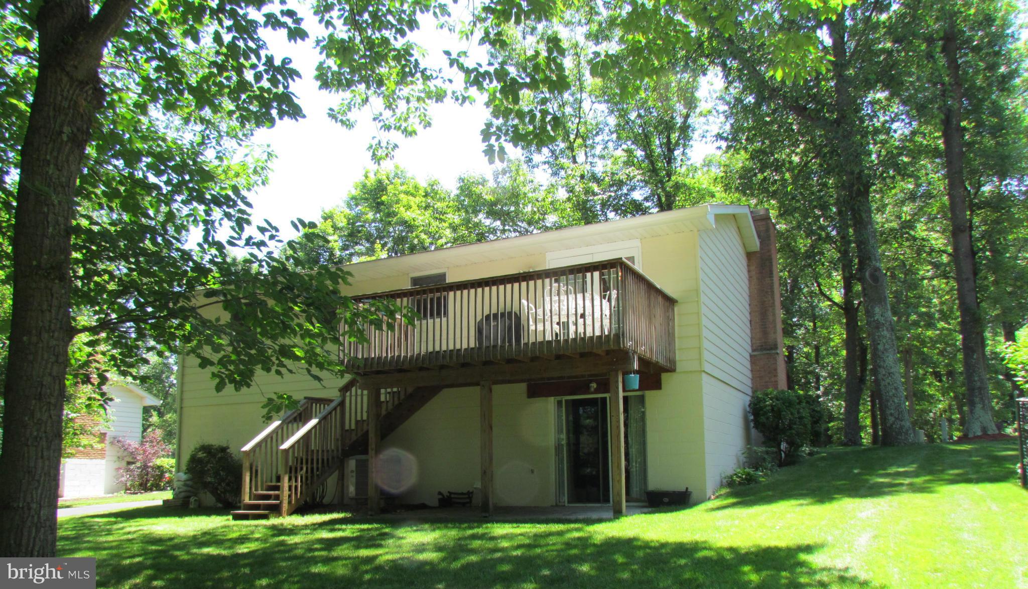 14805 Viewcrest Road Southwest Cumberland, MD 21502 - Photo 8 of 30 Exterior (Rear)