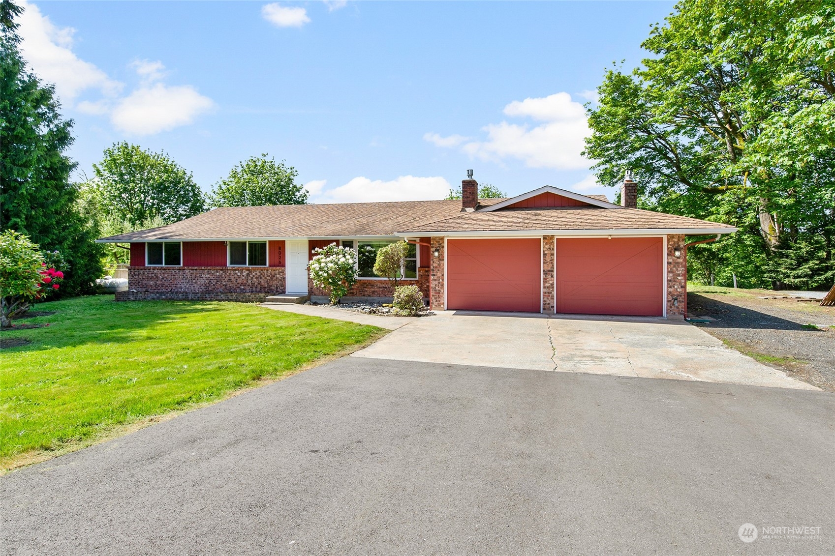 8026 Riverview Road Snohomish, WA 98290 - Photo 4 of 35 Gallery Image 4
