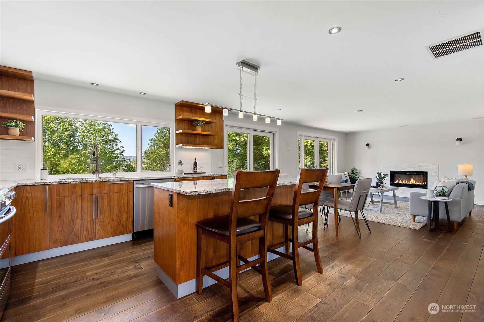 8026 Riverview Road Snohomish, WA 98290 - Photo 8 of 35 Gallery Image 8