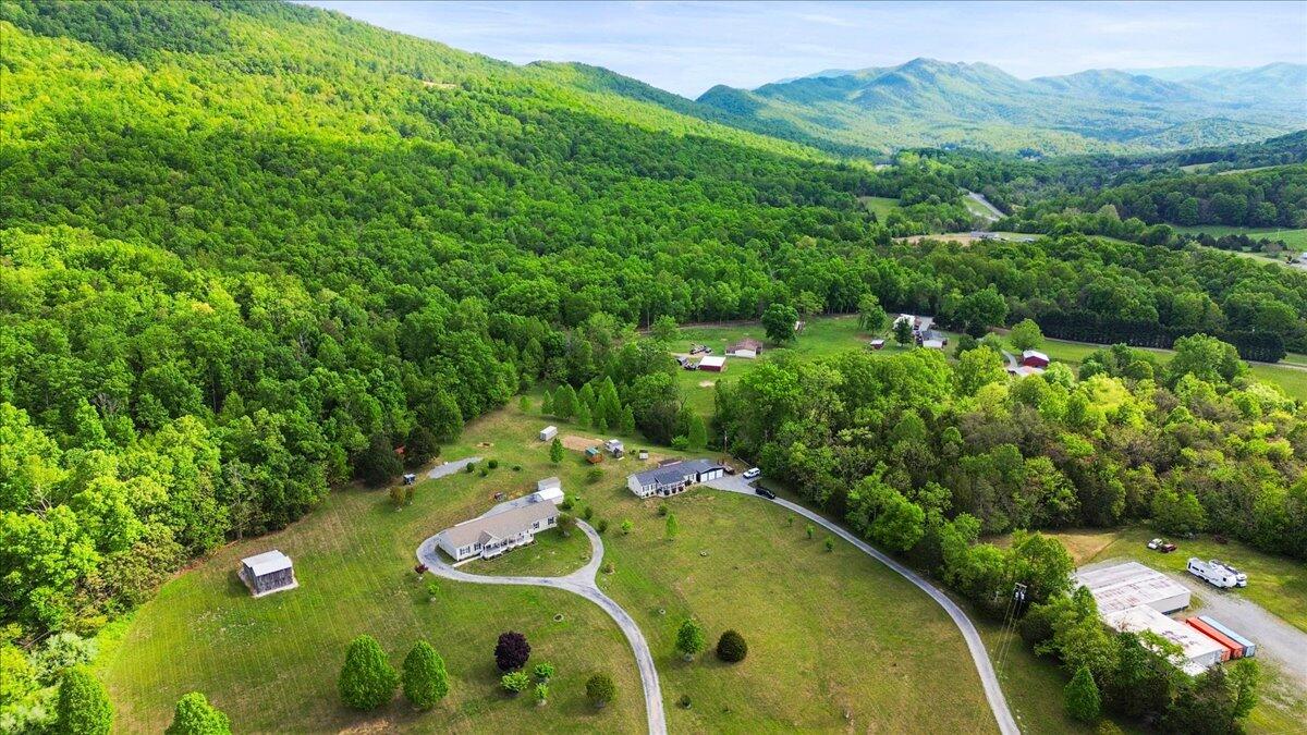 218 Mt Moriah Road Eagle Rock, VA 24085 - Photo 35 of 38 an aerial view of a golf course with an outdoor space