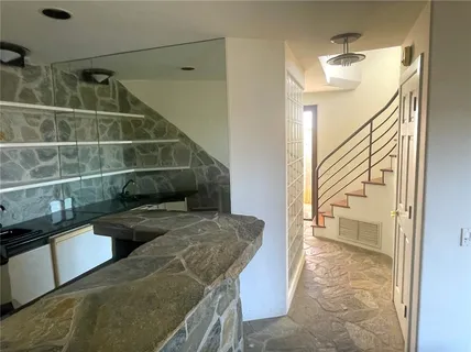 $1,595,000 | 989 Miramar Street, Laguna Beach, CA 92651