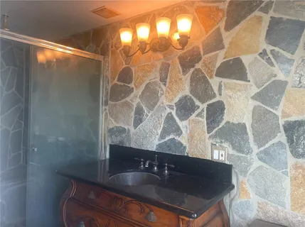 $1,595,000 | 989 Miramar Street, Laguna Beach, CA 92651