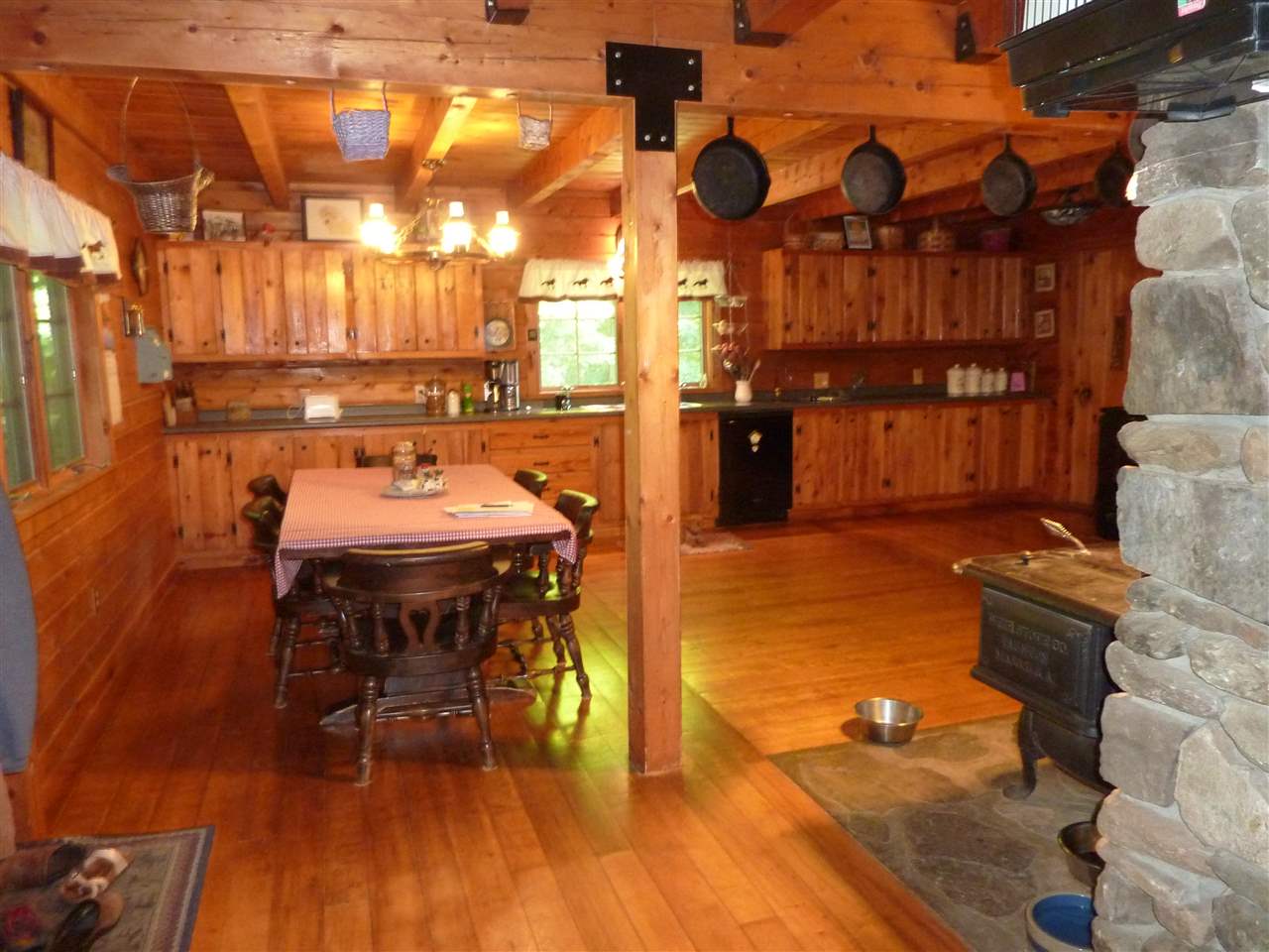 833 County Road Lincoln, VT 05443 - Photo 3 of 38