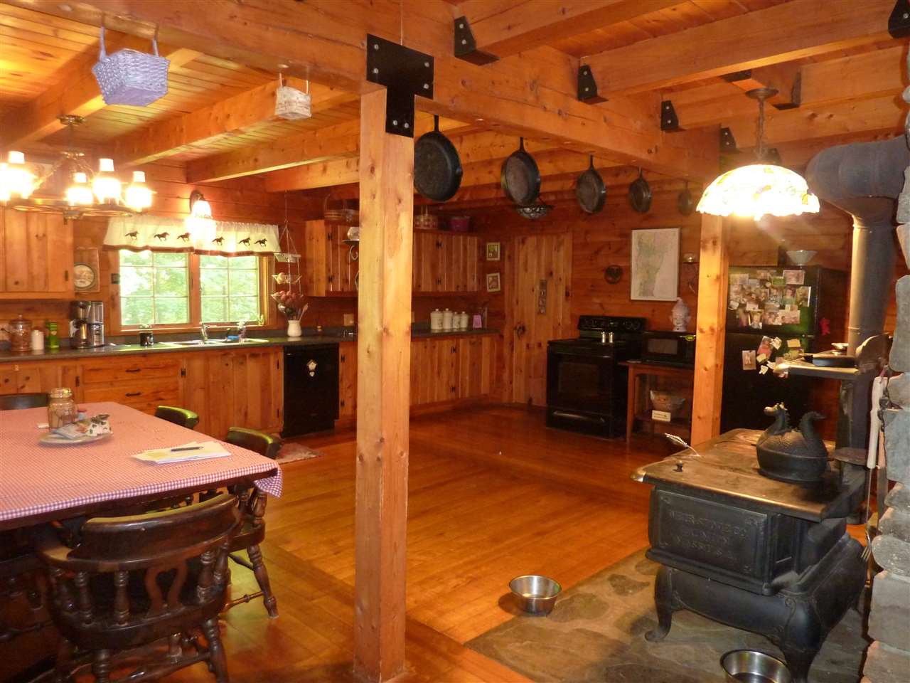 833 County Road Lincoln, VT 05443 - Photo 4 of 38