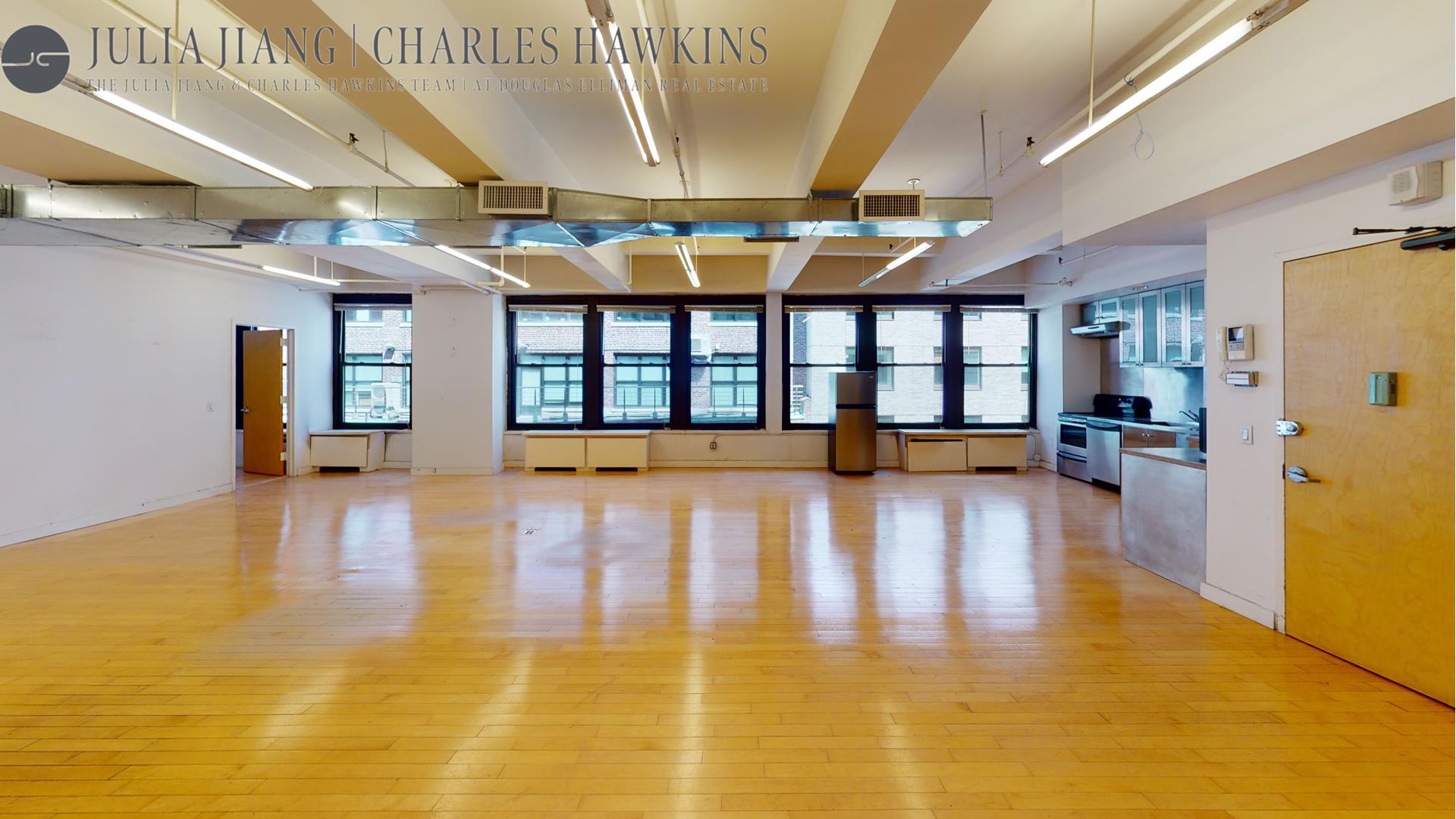 315 West 36th Street, Unit 12B Manhattan, NY 10018 - Photo 22 of 33 a view of an indoor swimming pool