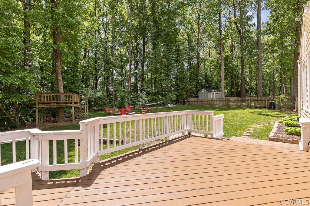 13903 Eastbluff Road Midlothian, VA 23112 - Photo 42 of 45 a view of a house with a deck