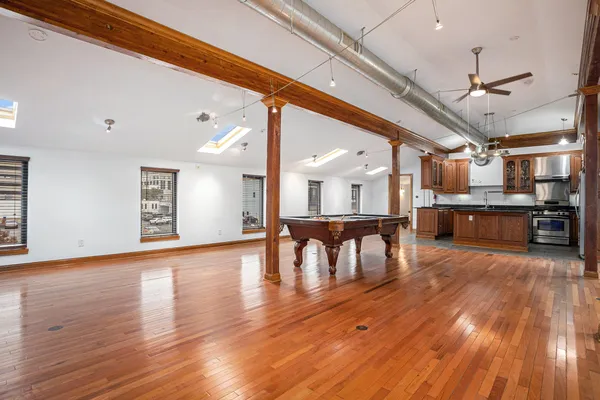 $2,295 | 137 North Park Street, Kalamazoo, MI 49007