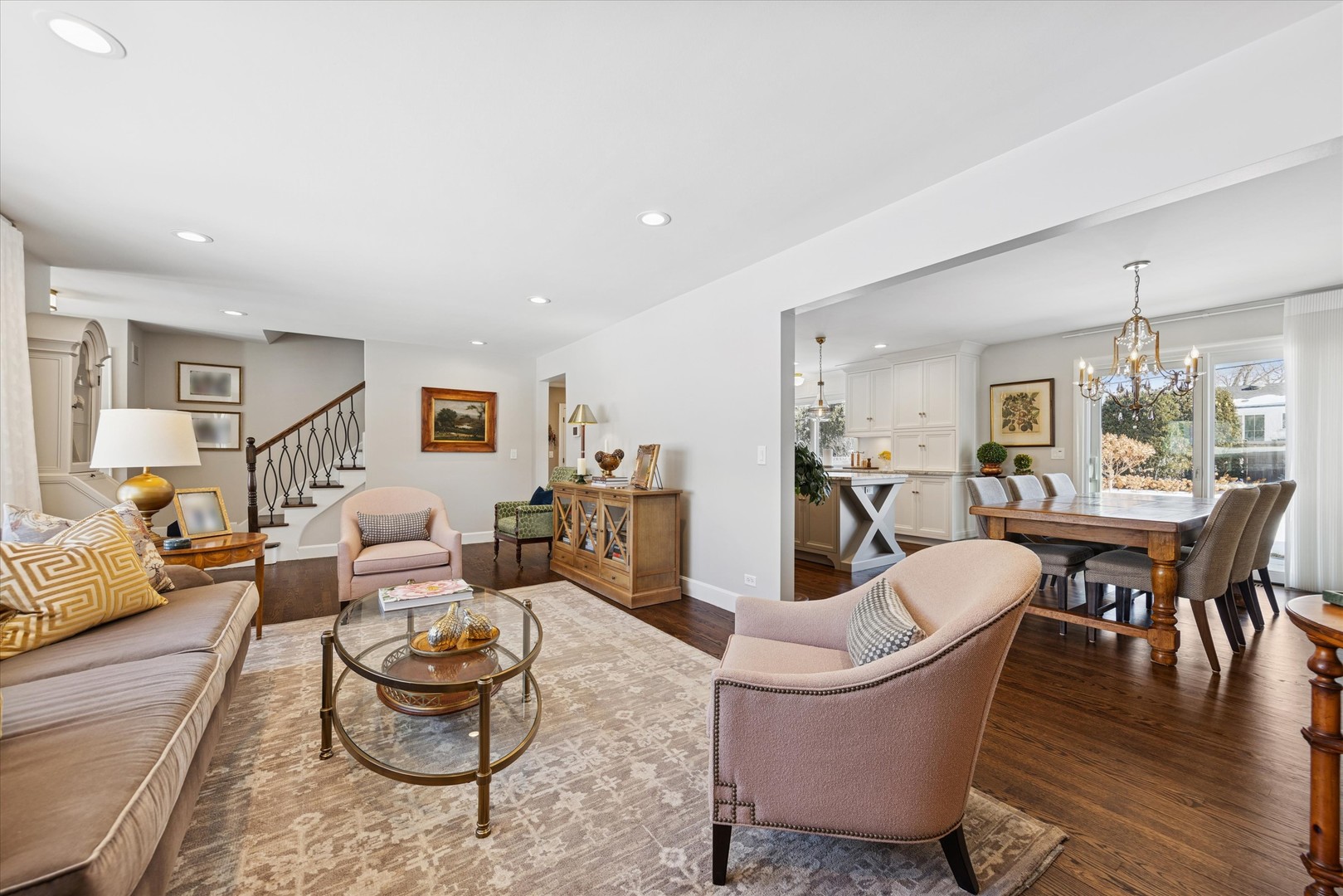 857 Euclid Avenue Elmhurst, IL 60126 - Photo 5 of 38