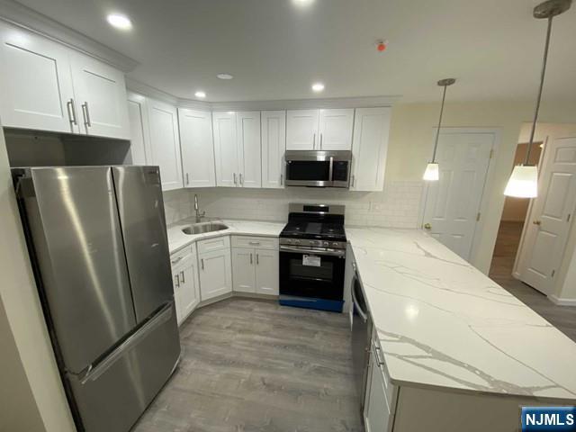 2002 Hawthorne Lane Mahwah, NJ 07430 - Photo 5 of 21