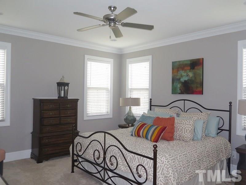 4829 Sweet Chestnut Lane Raleigh, NC 27610 - Photo 11 of 24 Gallery Image 11