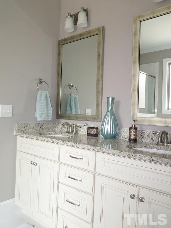 4829 Sweet Chestnut Lane Raleigh, NC 27610 - Photo 14 of 24 Gallery Image 14