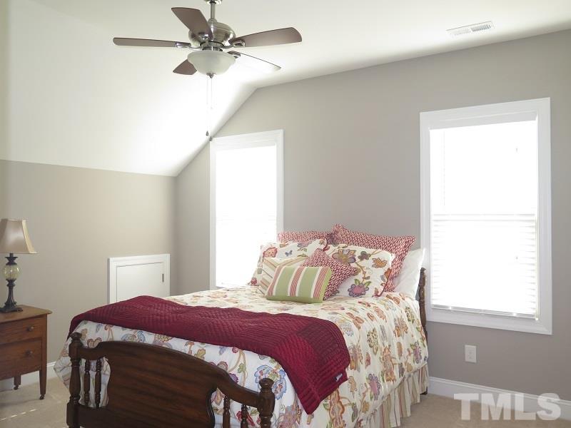4829 Sweet Chestnut Lane Raleigh, NC 27610 - Photo 17 of 24 Gallery Image 17