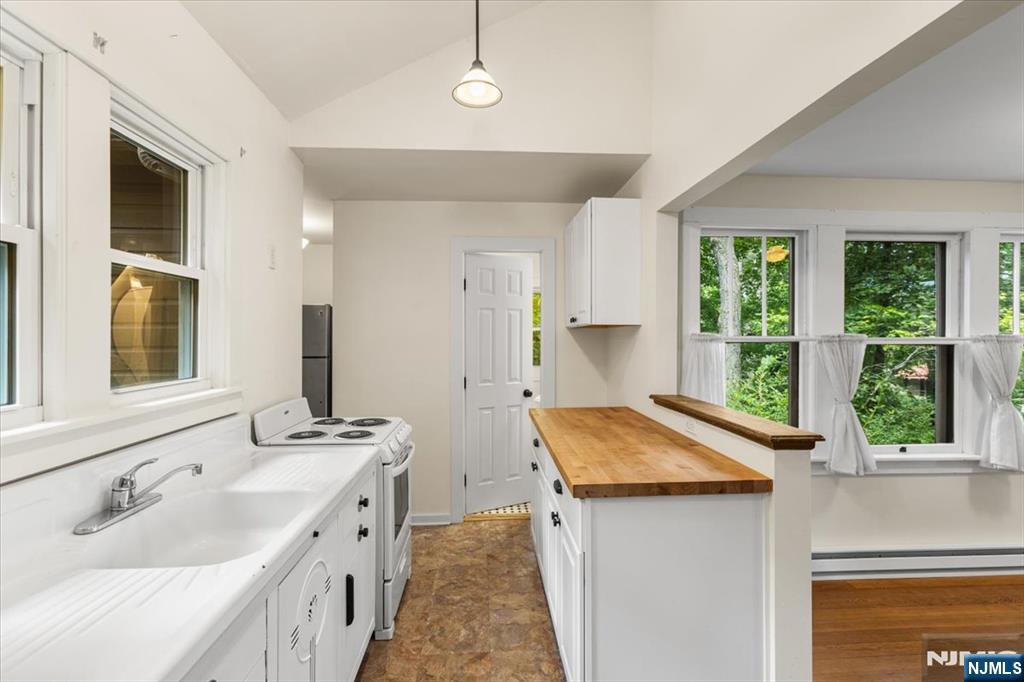 105 Shore Road Andover, NJ 07821 - Photo 17 of 39 Gallery Image 17
