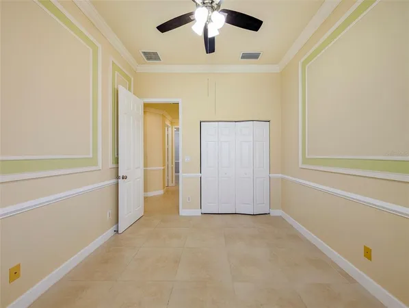 $2,995 | 6507 37th Street East, Sarasota, FL 34243